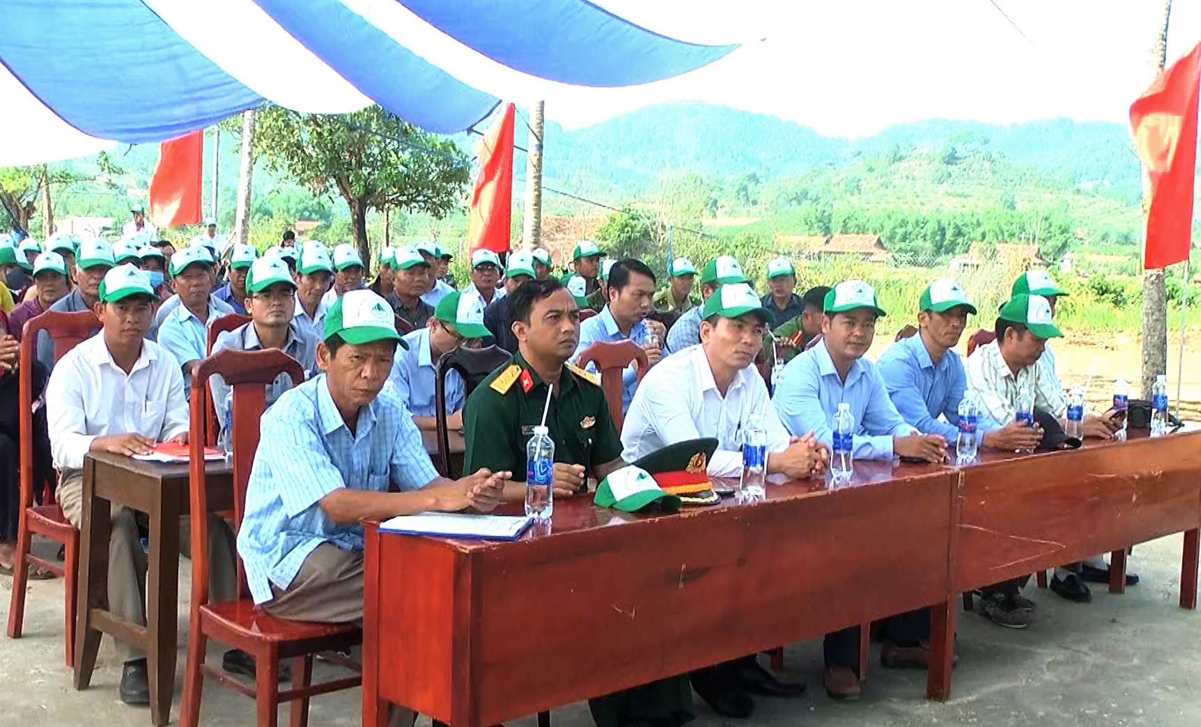 đại biểu trồng cây 3